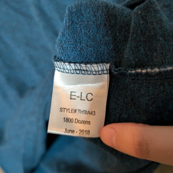 Lion's Crest by English Laundry Embroidered Logo long sleeve - Picture 8 of 10